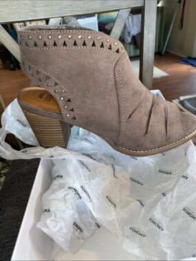 Sonoma Taupe Suede Studded Peep-Toe Booties NWT